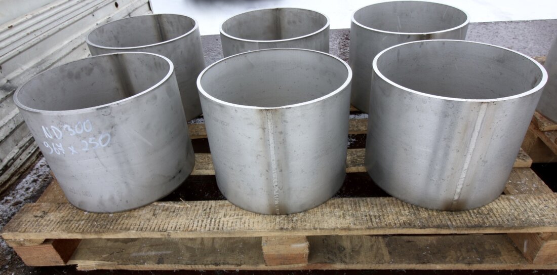 Serial stainless pipe sections