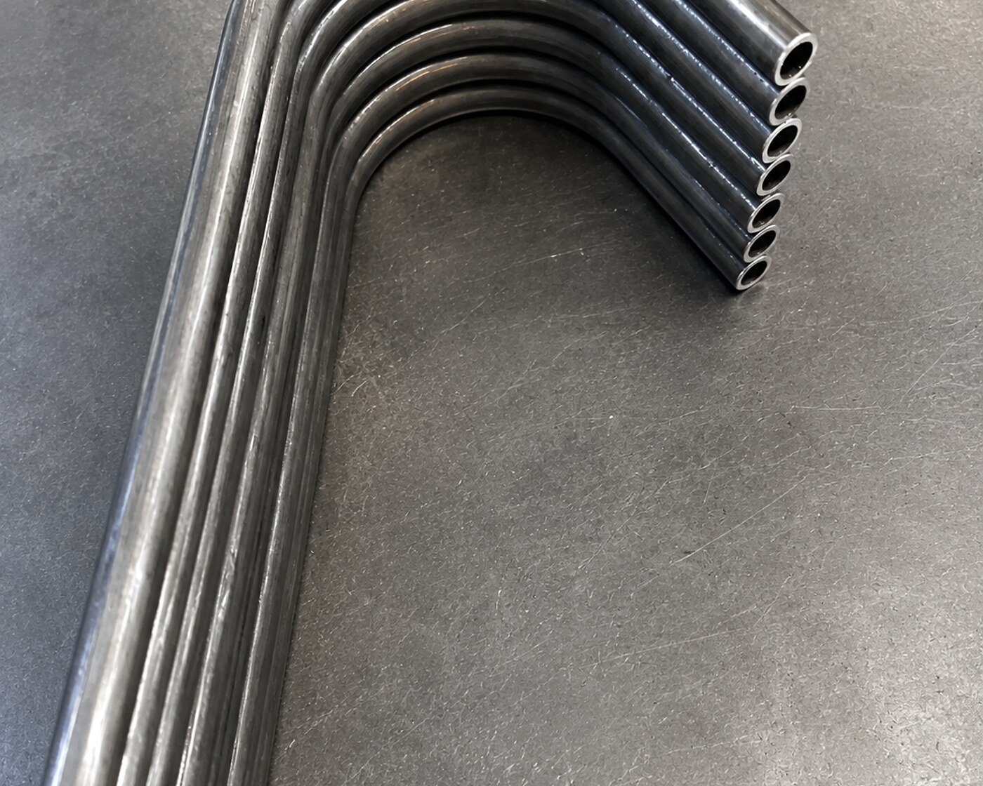 Bent stainless-steel pipes and U-bends